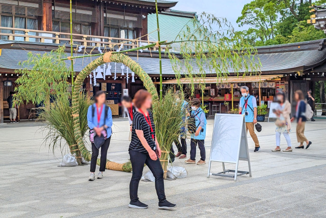 寒川神社「茅の輪くぐり体験ツアー」